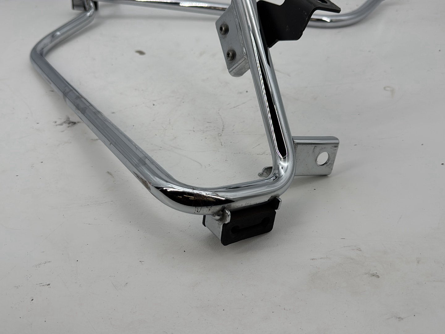 2007 - 2012 Harley-Davidson Touring Road Glide Rear Left Right Saddlebag Guard Rails Bar 	49206-09