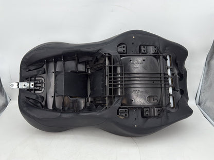 2019 - 2023 Harley-Davidson Touring Street Glide Passenger Rider Driver Seat Saddle 52320-11