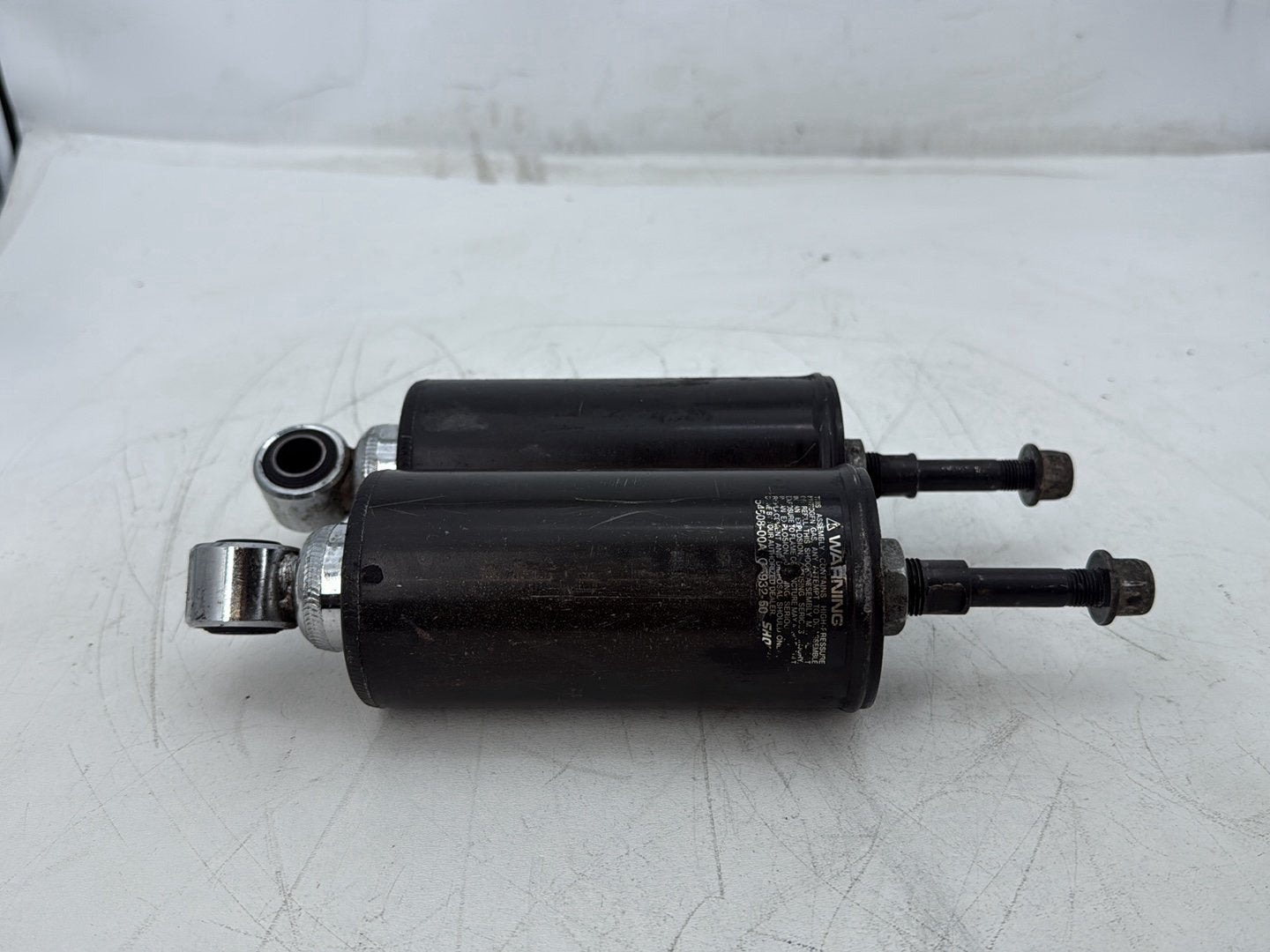 2005 Harley Heritage Softail Classic FLSTCI OEM Rear Left Right Shock Absorbers