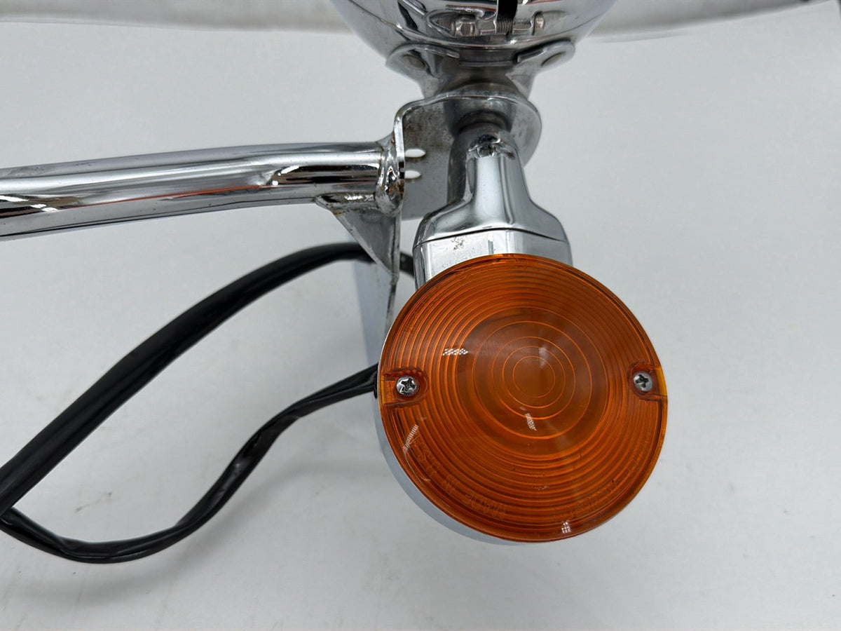 2005 Harley Electra Glide Touring OEM Front Turn Signal Indicators Aux Light Bar