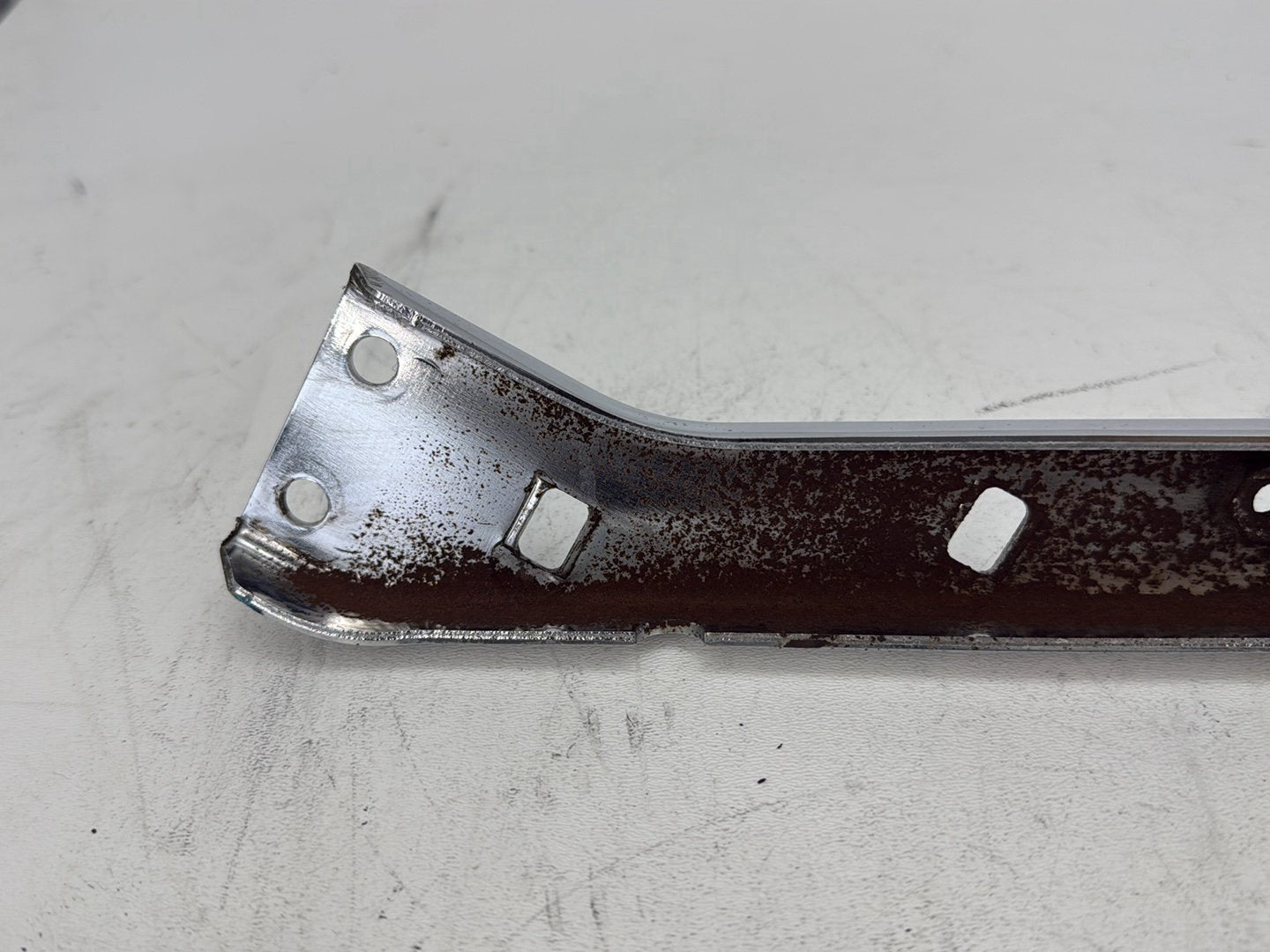 2003 Harley Electra Glide Touring Ultra FLHTCUI OEM Left Right Saddlebag Fender Struts Brackets