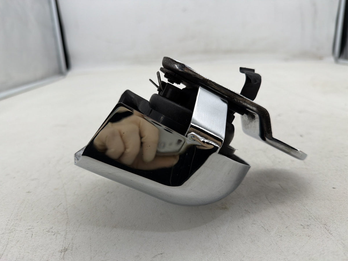 2016 Harley Road Glide Touring FLTRXS OEM Horn Signal Klaxon Chrome Cover