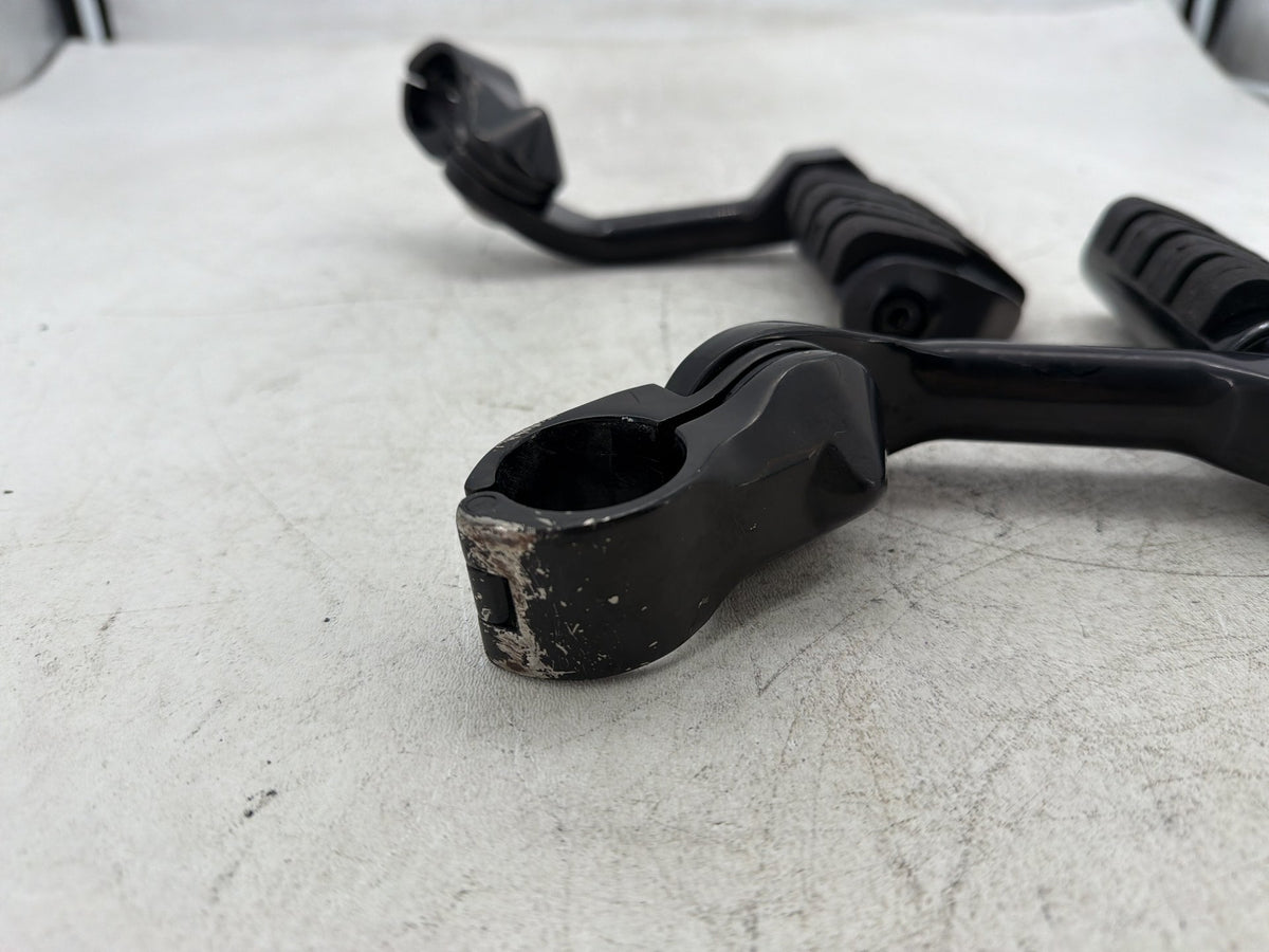 2010 Harley Road King Touring Police OEM Front Right Left Highway Foot Pegs