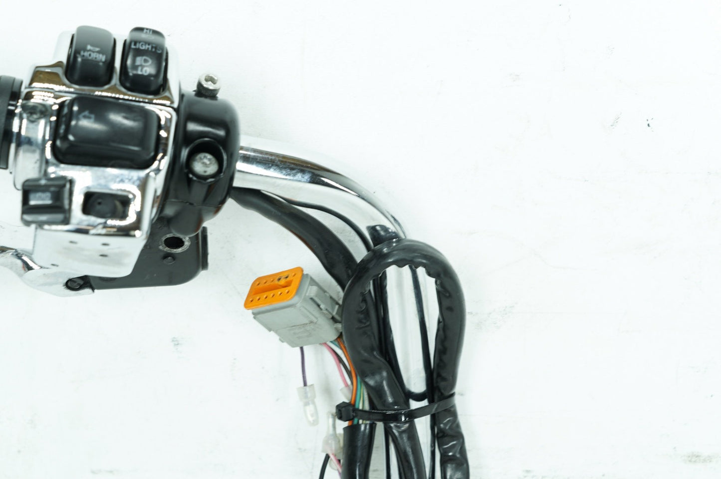 1999 - 2006 Harley-Davidson Touring Electra Glide Ultra Handlebars Left Right Switches Controls 55924-97, 45013-96D