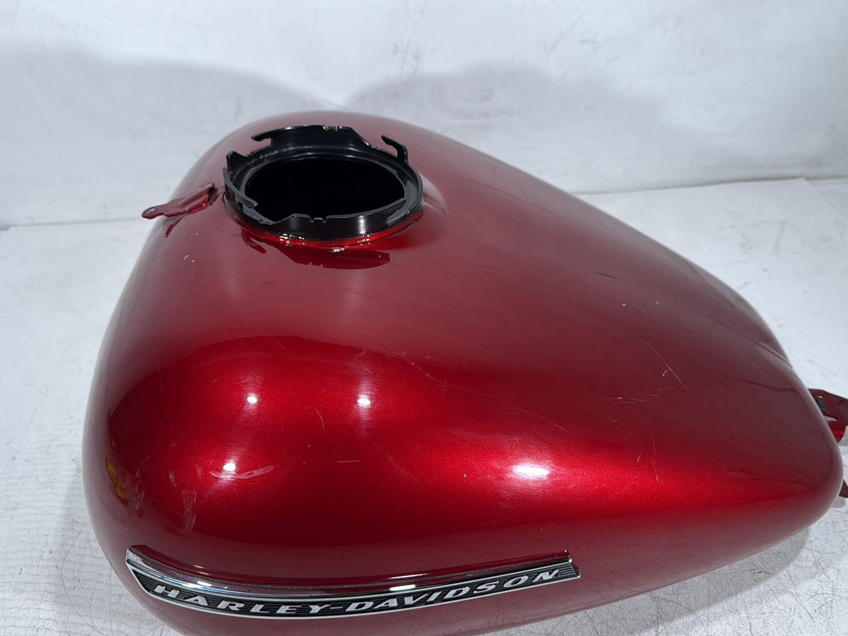 2018 Harley Road Glide Touring FLTRXS OEM Fuel Gas Tank Gasoline Reservoir