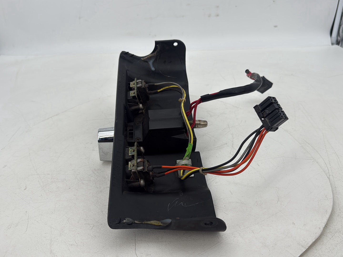 1999 - 2006 Harley-Davidson Touring Electra Glide Dash Ignition Cap Switch Lockset NO Key 58510-96