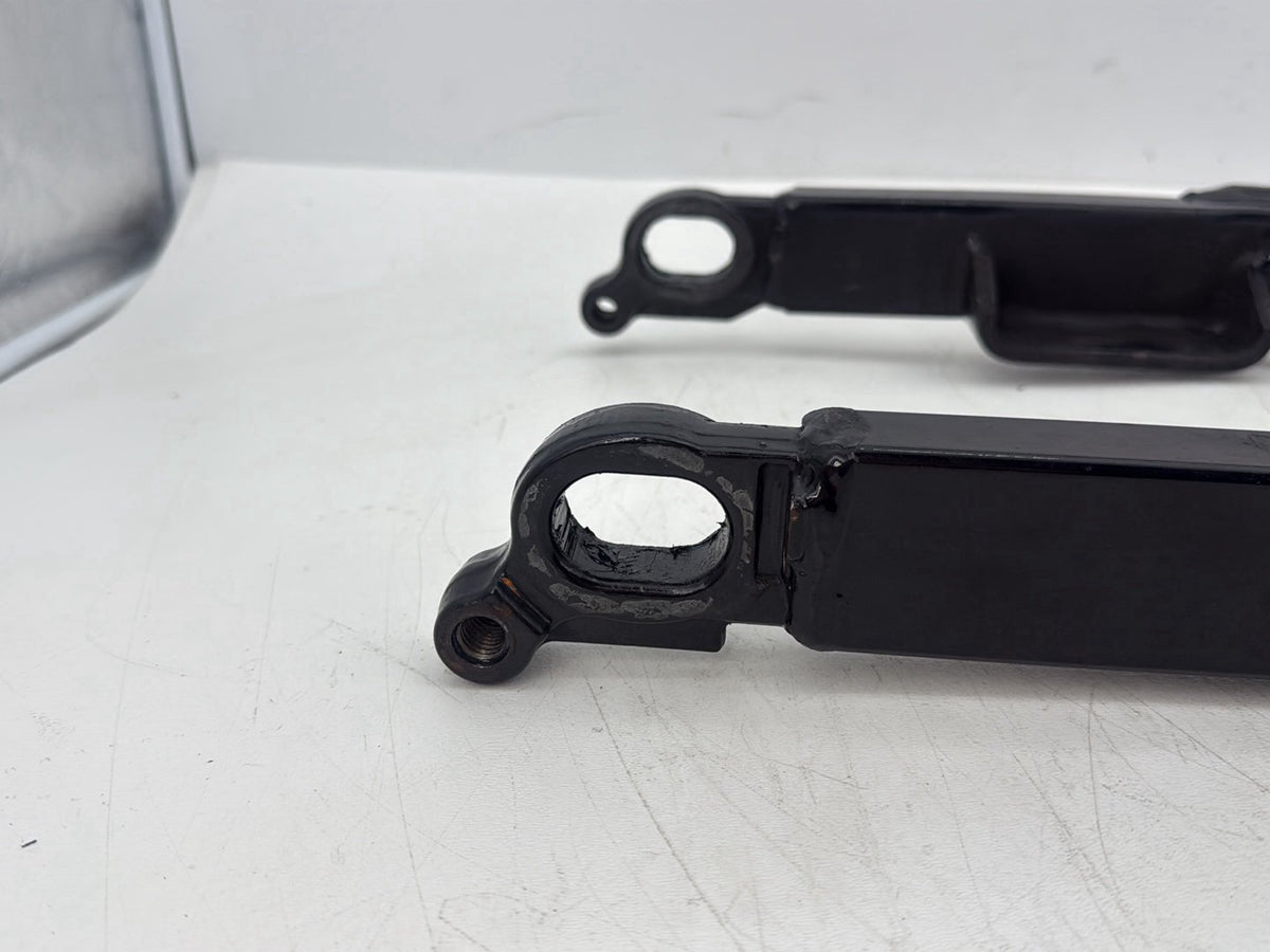 2007 Harley Touring FLHTCU Electra Glide Ultra OEM Rear Fork Swingarm Swing Arm