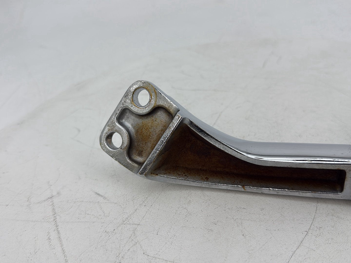 2007 - 2012 Harley-Davidson Dyna Super Glide Rear Passenger 1 Foot Peg Step Rest  	49224-06A