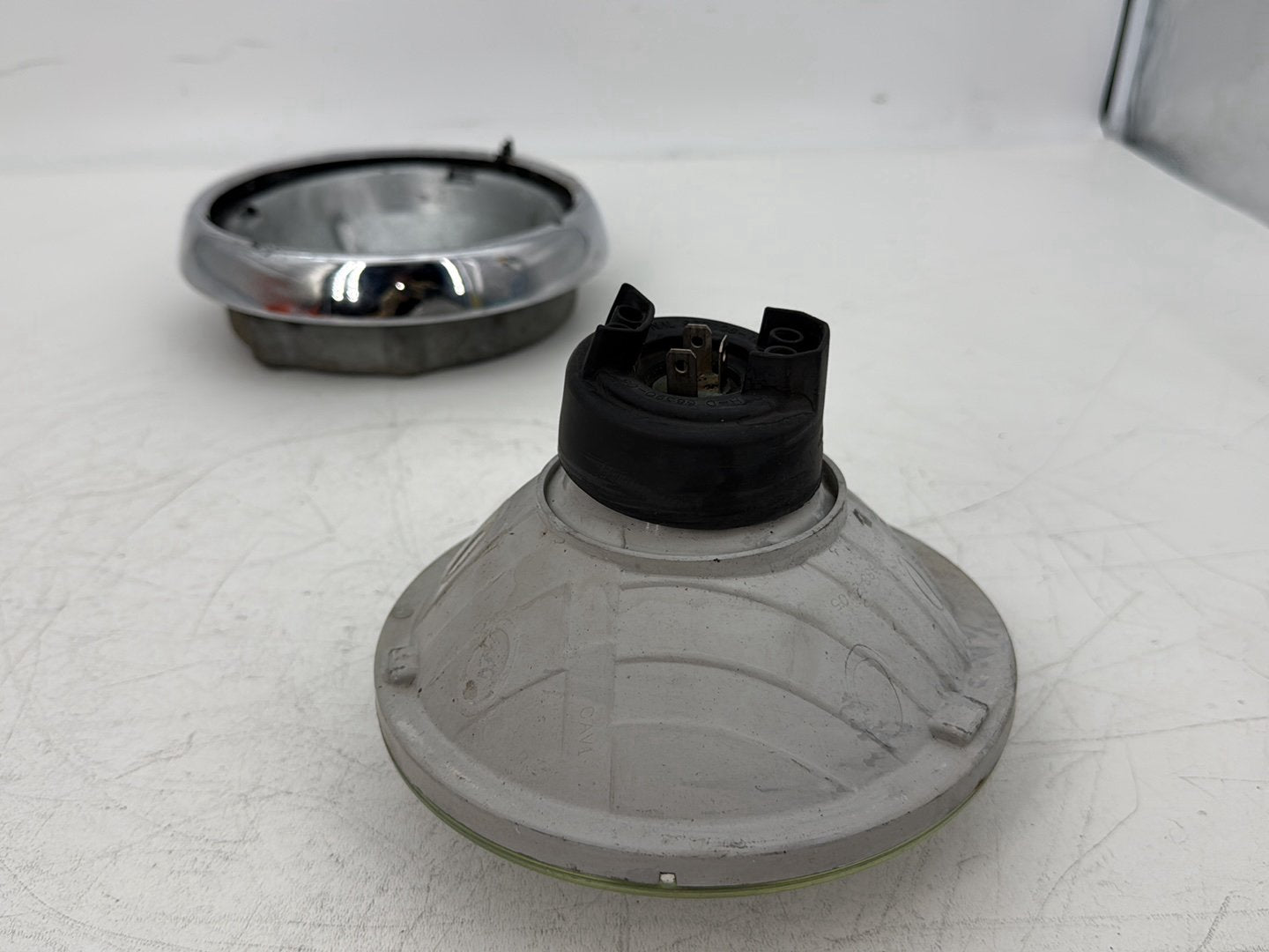 2006 Harley Touring FLHRI Road King OEM Headlight Headlamp Head Light Halogen