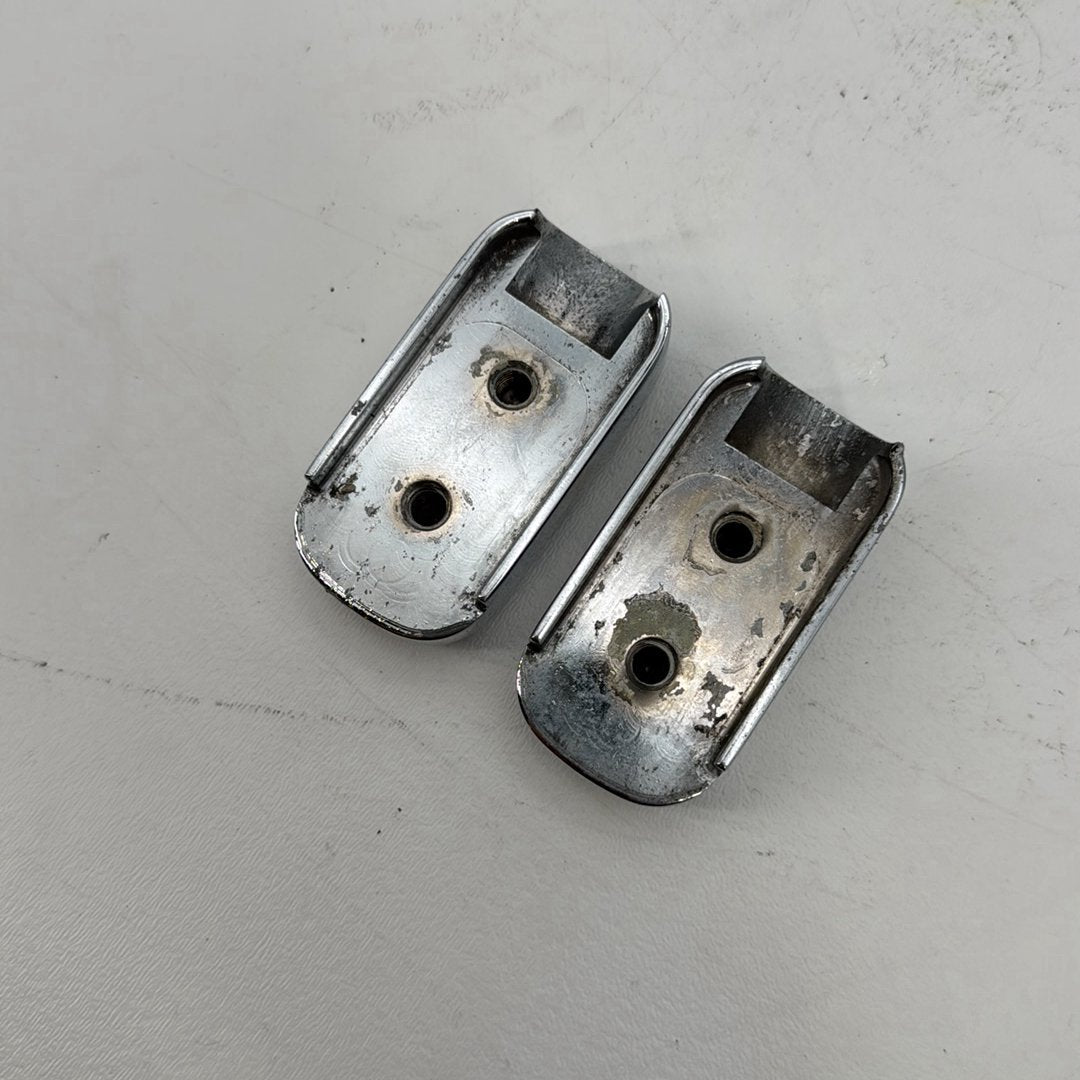 1999 - 2006 Harley-Davidson Touring Road King Left & Right Saddlebag Mount Brackets Covers Trim