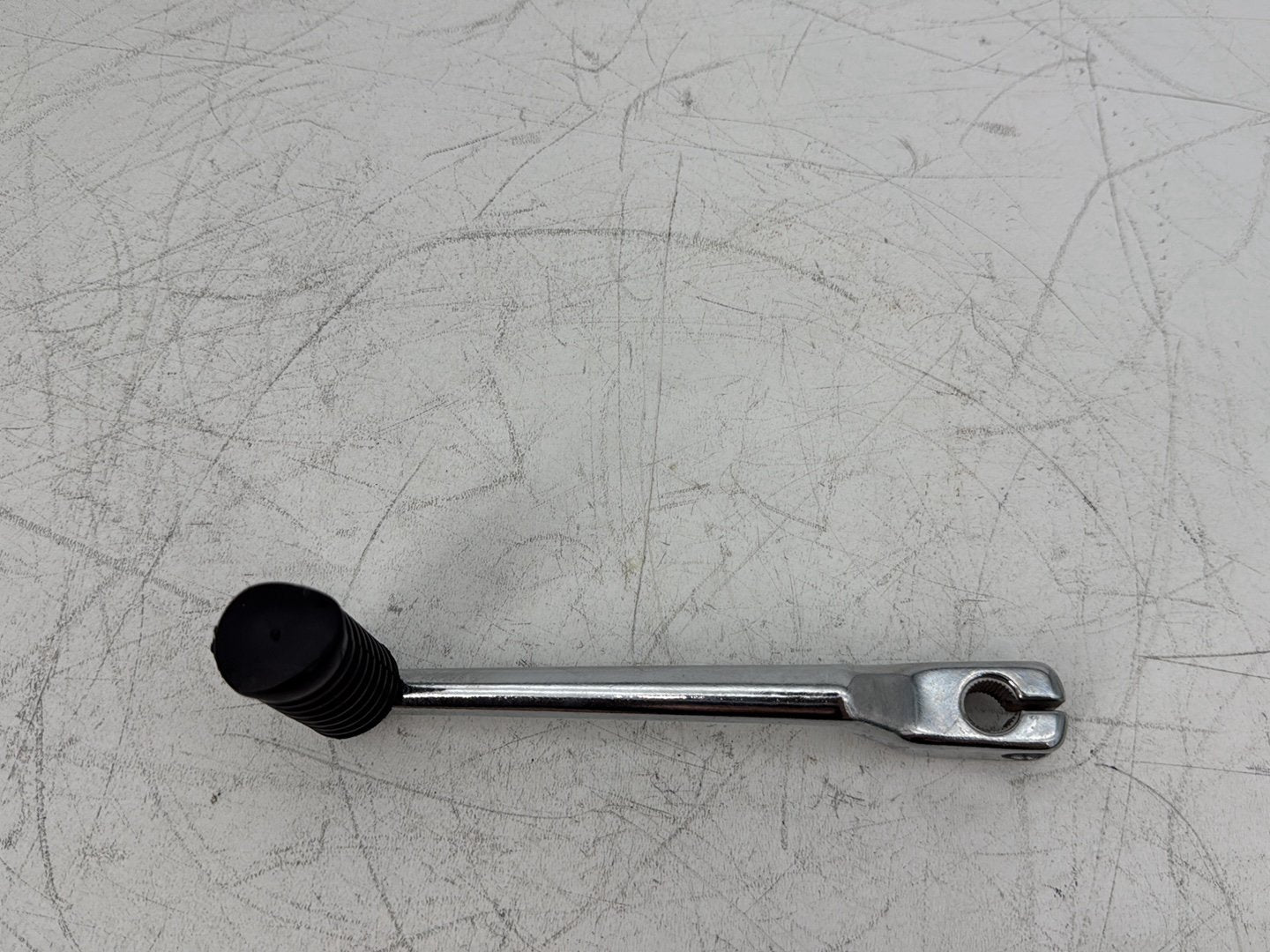 2004 Harley Touring FLHT Electra Glide OEM Gear Shifter Lever Pedal