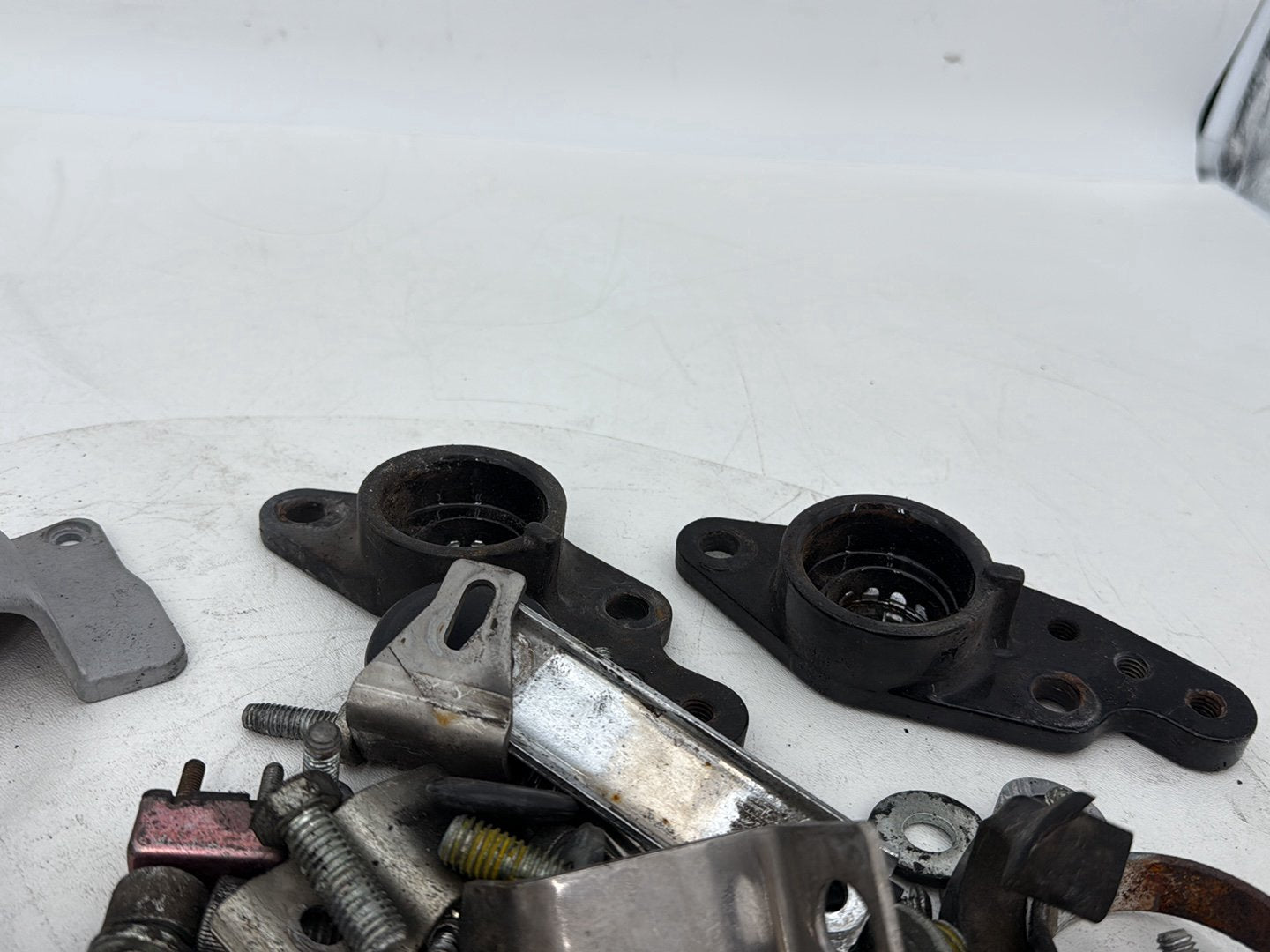 1999 - 2006 Harley-Davidson Touring Electra Glide Hardware Bolts Nuts & Brackets w/ Left Right Fork Swingarm Brackets