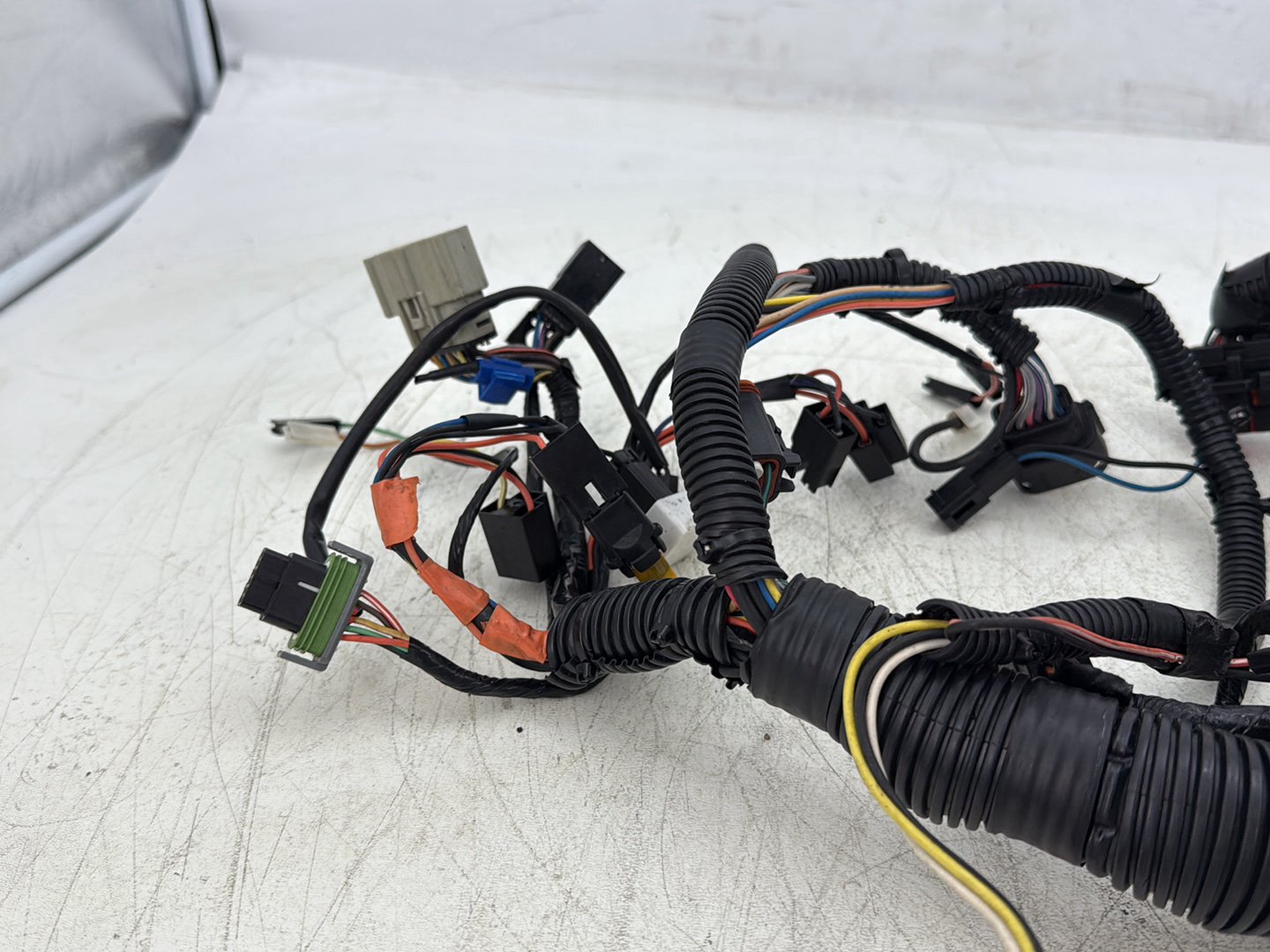 2007 Harley Touring FLHTC Electra Glide Classic OEM Front Sub Wiring Harness Loom Interconnect