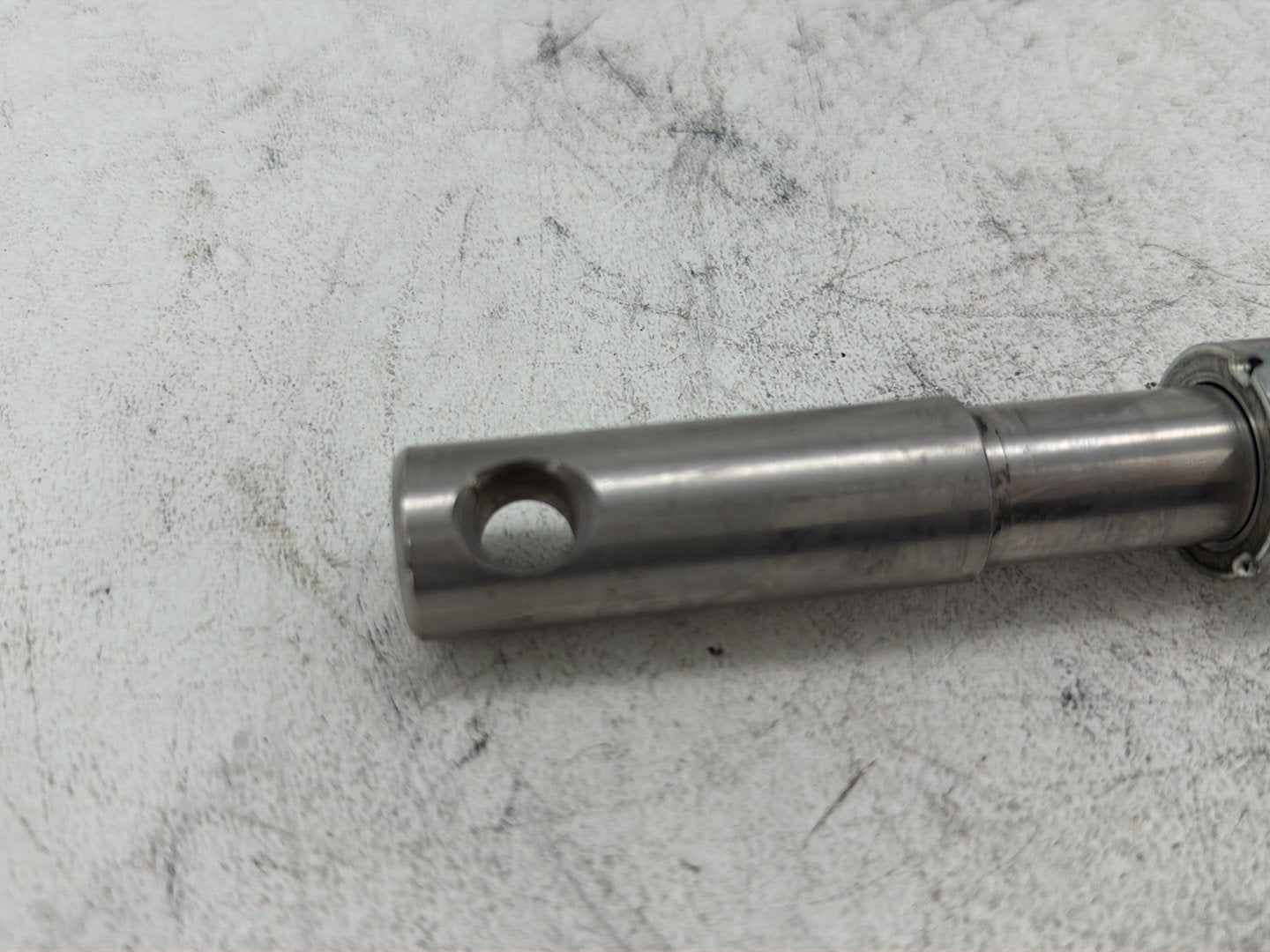 2006 Harley Sportster 1200 Custom XL1200C OEM Front Wheel Axle Bolt Shaft