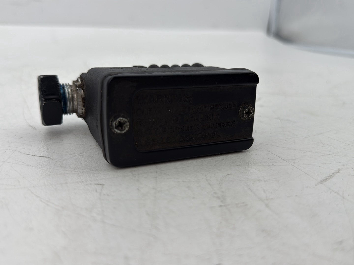 2002 Harley Dyna FXD Super Glide OEM Rear Brake Master Cylinder Reservoir