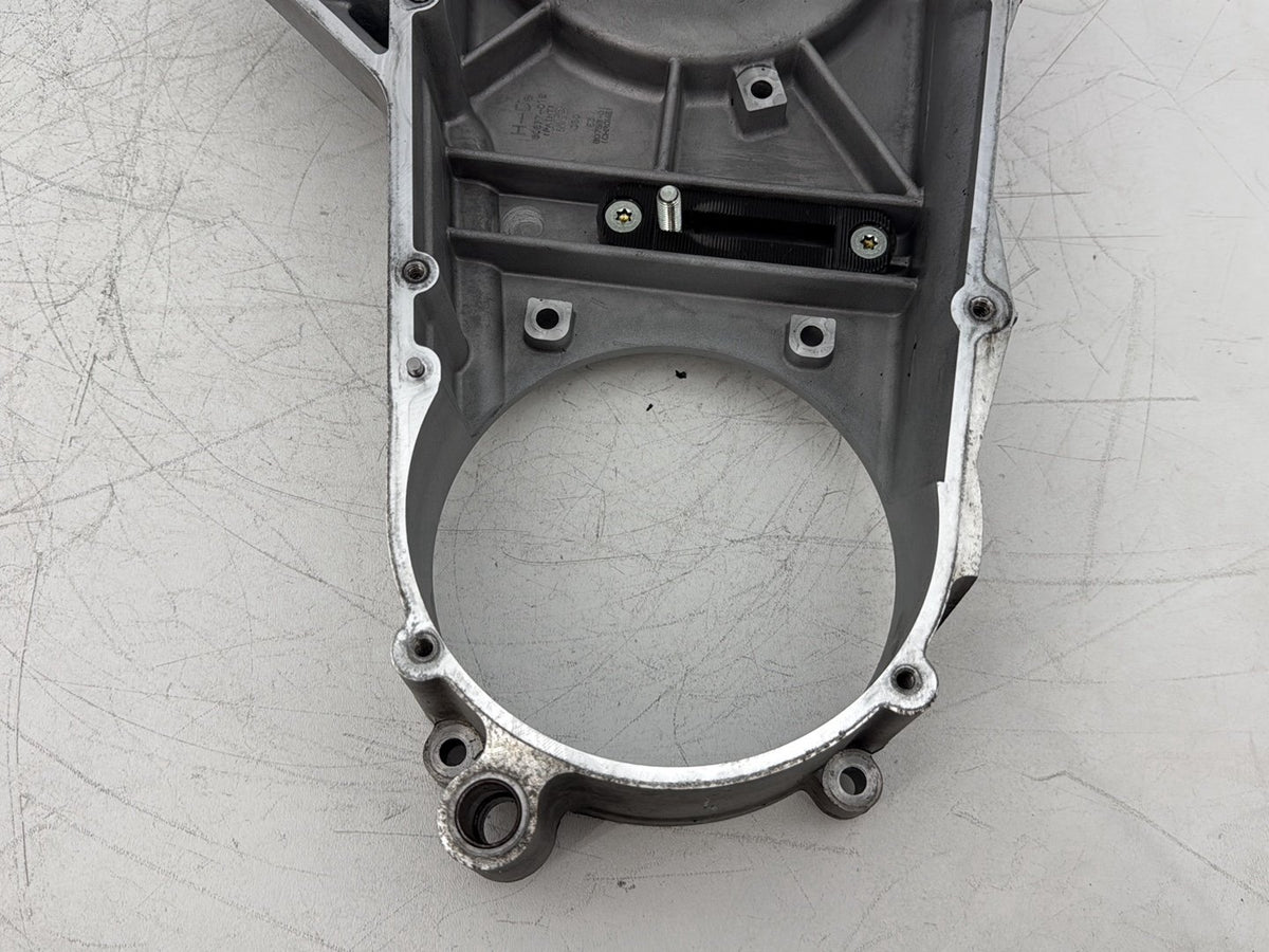2004 Harley Touring FLHT Electra Glide OEM Inner Primary Clutch Cover 60677-01B
