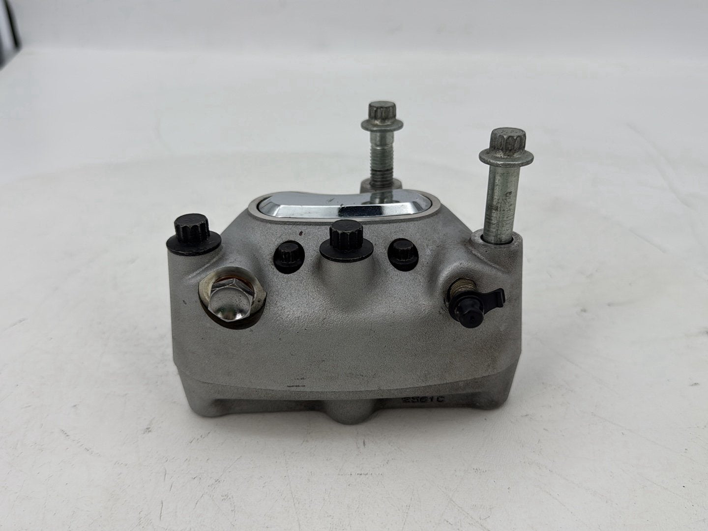 1999 - 2006 Harley-Davidson Touring CVO Screamin Eagle Road King Front Left 1 Brake Caliper 44381-99C