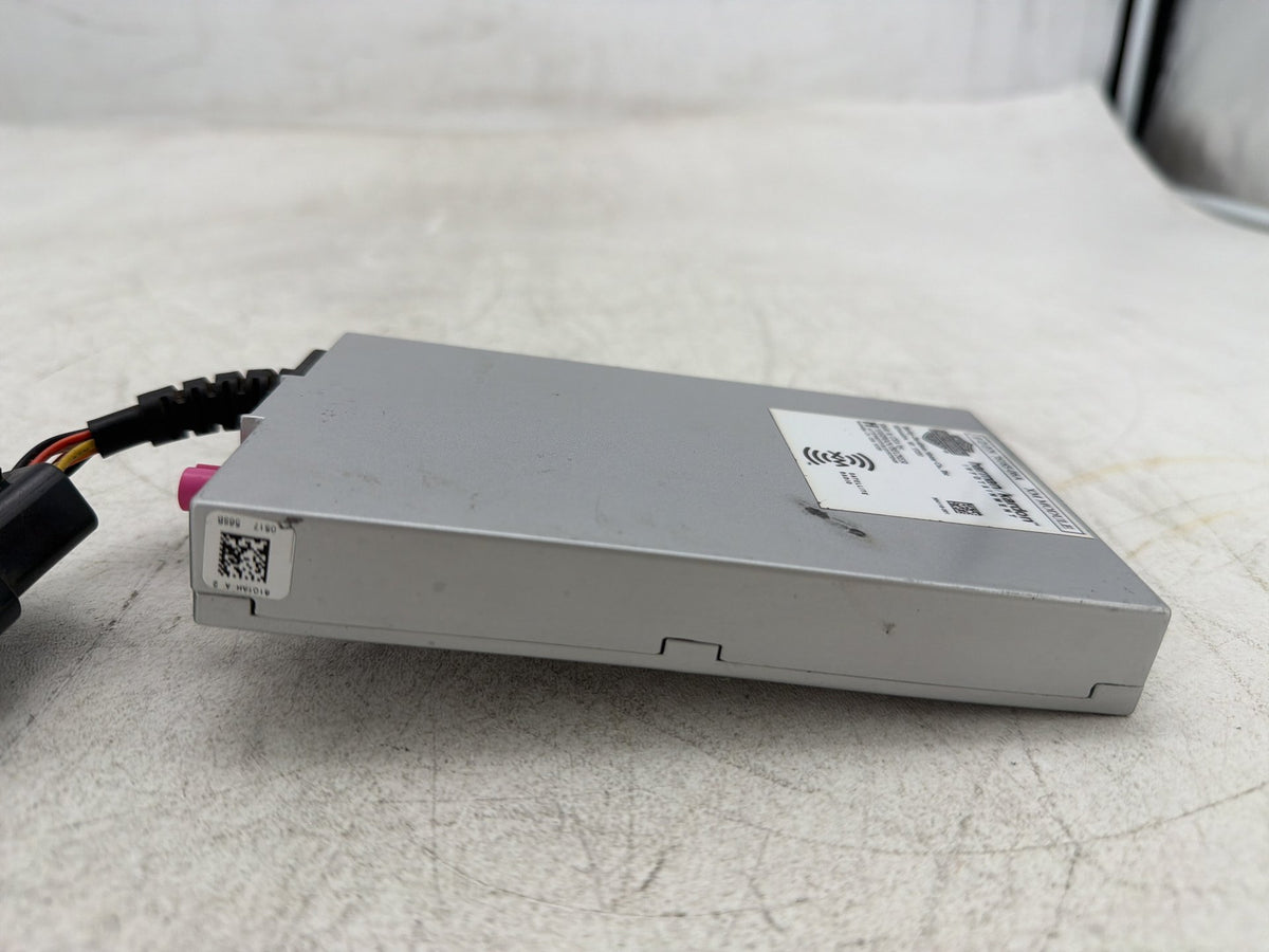 09 Harley Electra Glide Touring CVO OEM XM Harman Kardon Radio Module 76165-06A