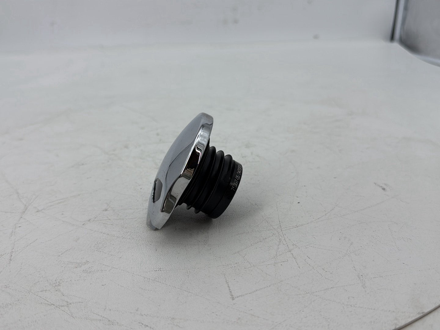 1999 - 2006 Harley-Davidson Touring Road King Police Fuel Gas Tank Cap Bushing Hub 61272-92C