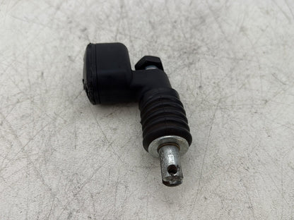 2006 Harley Road King Touring FLHRCI Classic OEM Rear Brake Master Cylinder Reservoir
