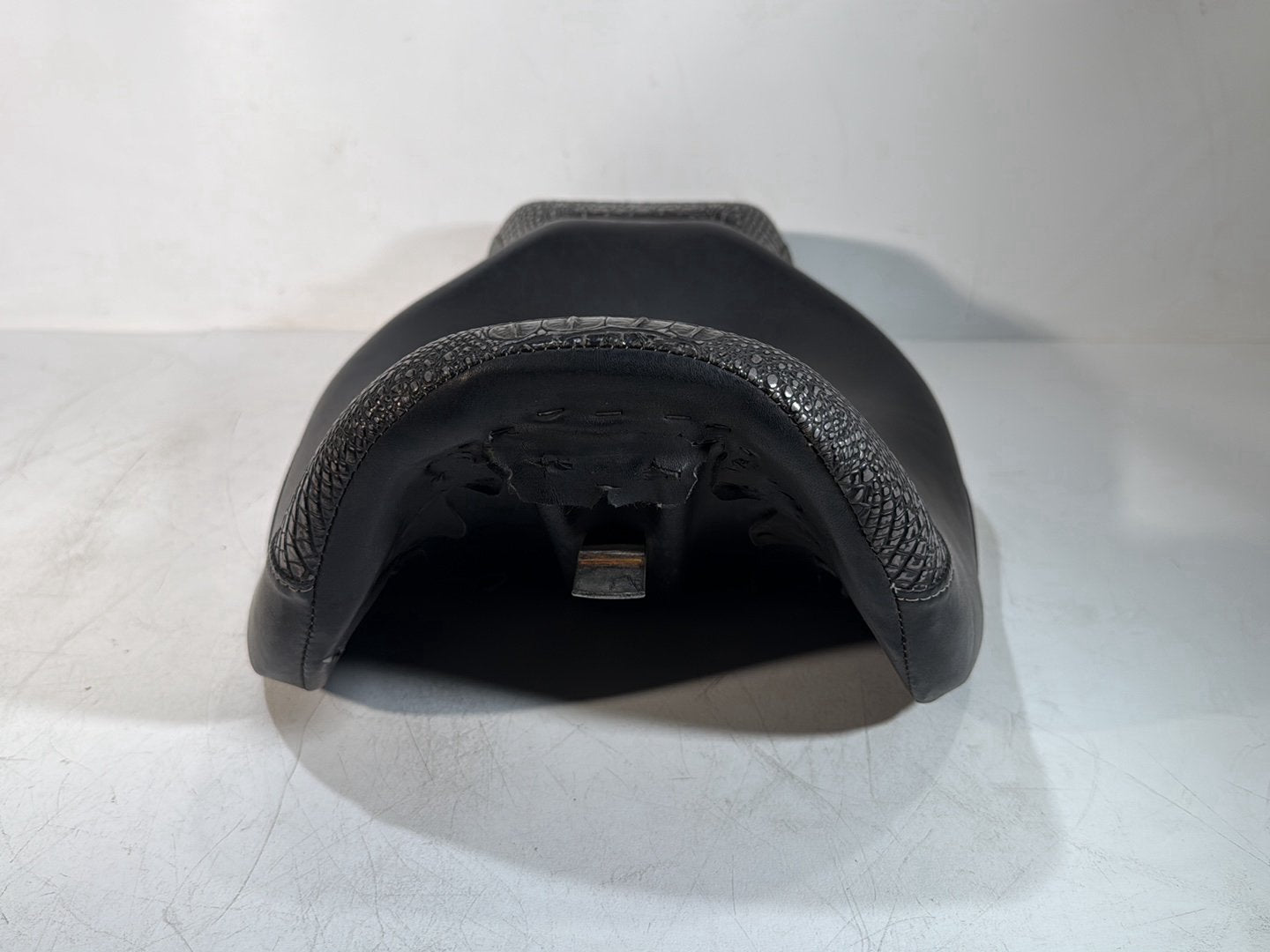 2007 - 2012 Harley-Davidson Touring Street Glide Passenger Rider Driver Seat Saddle