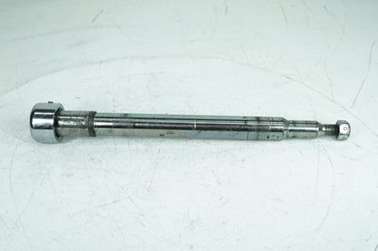 2007 - 2011 Harley-Davidson Touring Electra Screamin Eagle Front Wheel Axle Bolt Shaft 43364-00