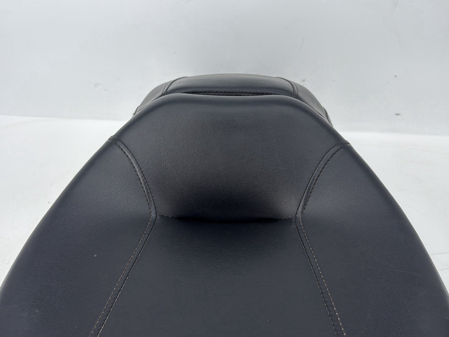 Harley-Davidson Misc  Passenger Rider Driver Seat Saddle 52164-09B