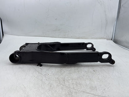 2005 Harley Electra Glide Touring Ultra FLHTCUI OEM Rear Fork Swingarm Swing Arm