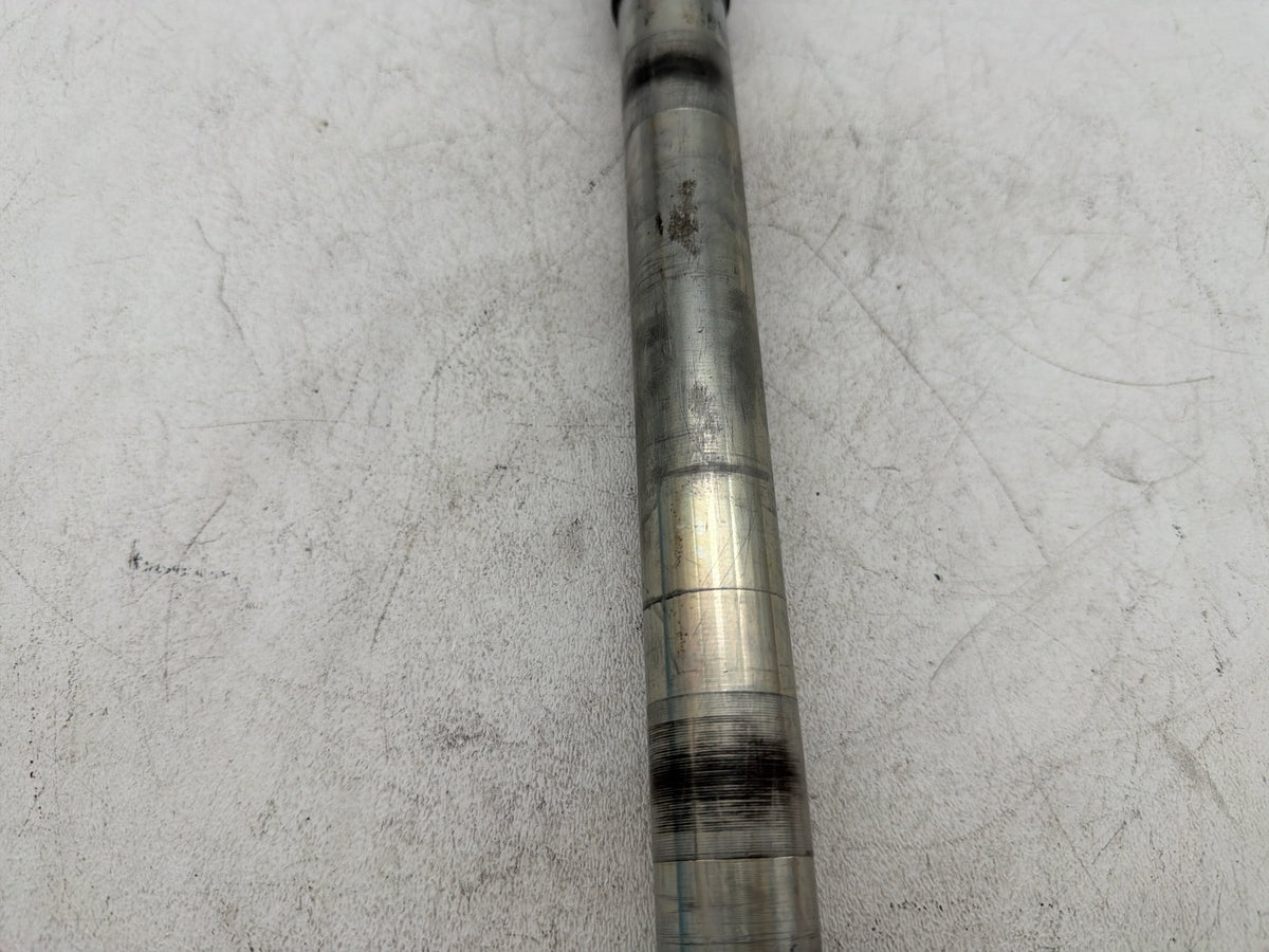 2002 Harley Electra Glide Touring FLHT OEM Front Wheel Axle Bolt Shaft