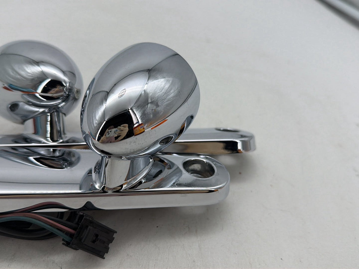 10 Harley Street Glide Touring FLHX OEM Front Left Right Turn Signal Indicators