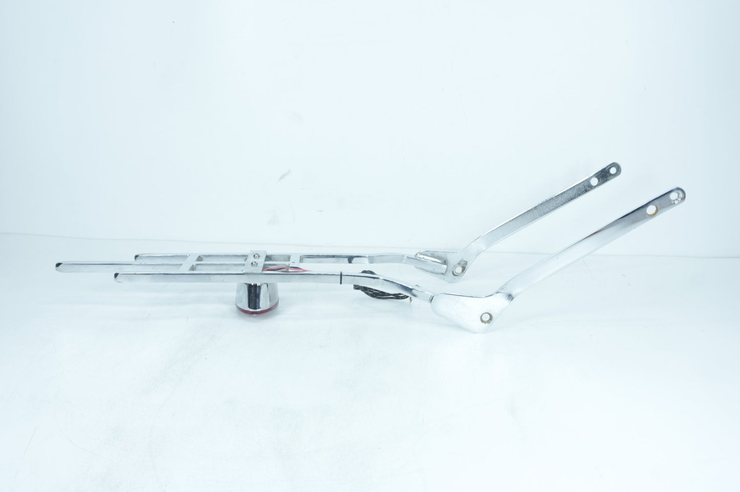 1999 - 2006 Harley-Davidson Dyna Low Rider Rear Back Sissy Bar Rail Sissybar 68230-88B
