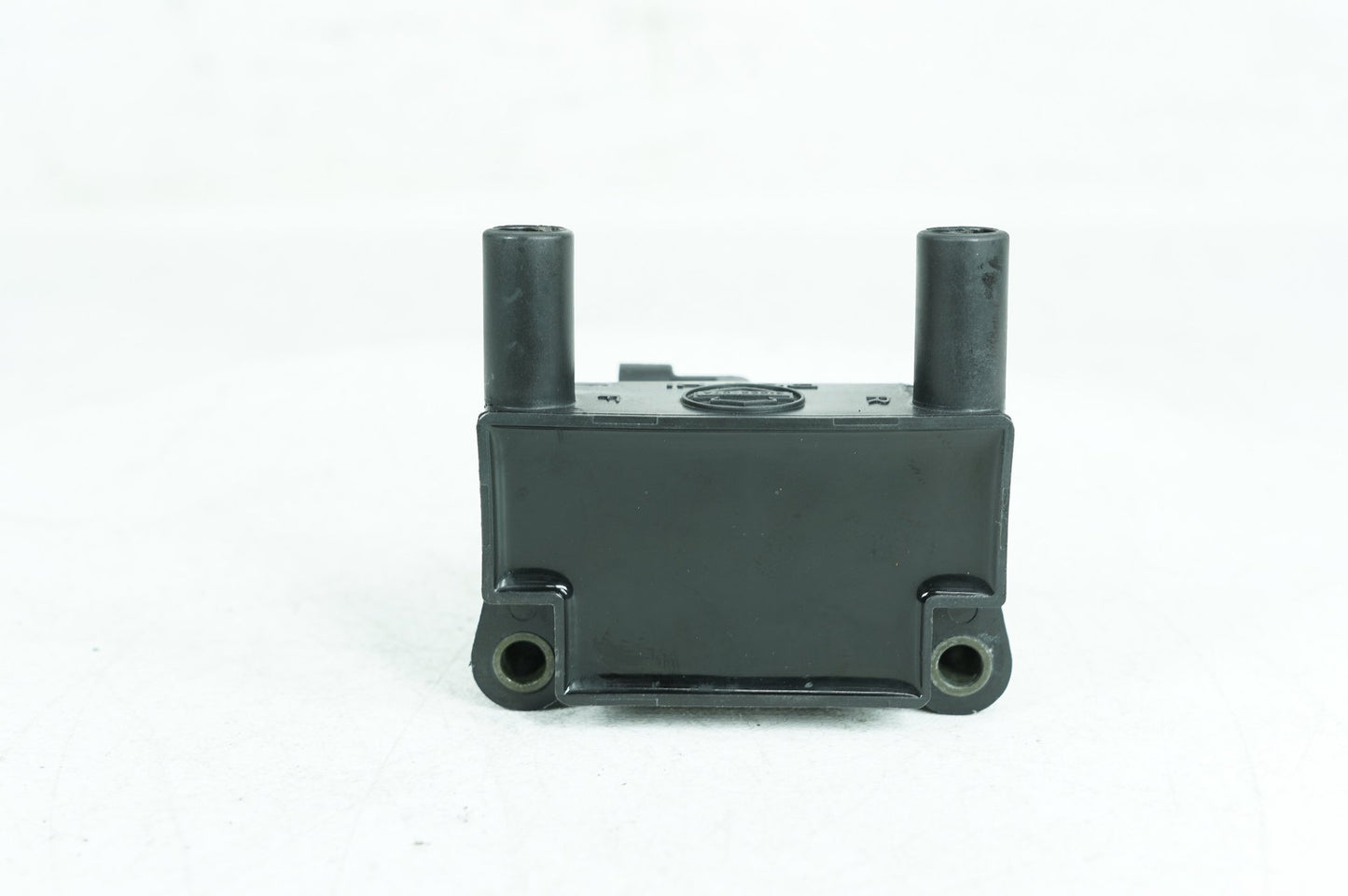 2008 - 2016 Harley-Davidson Touring Electra Glide Classic Ignition Coil Spark Igniter  	31696-07A