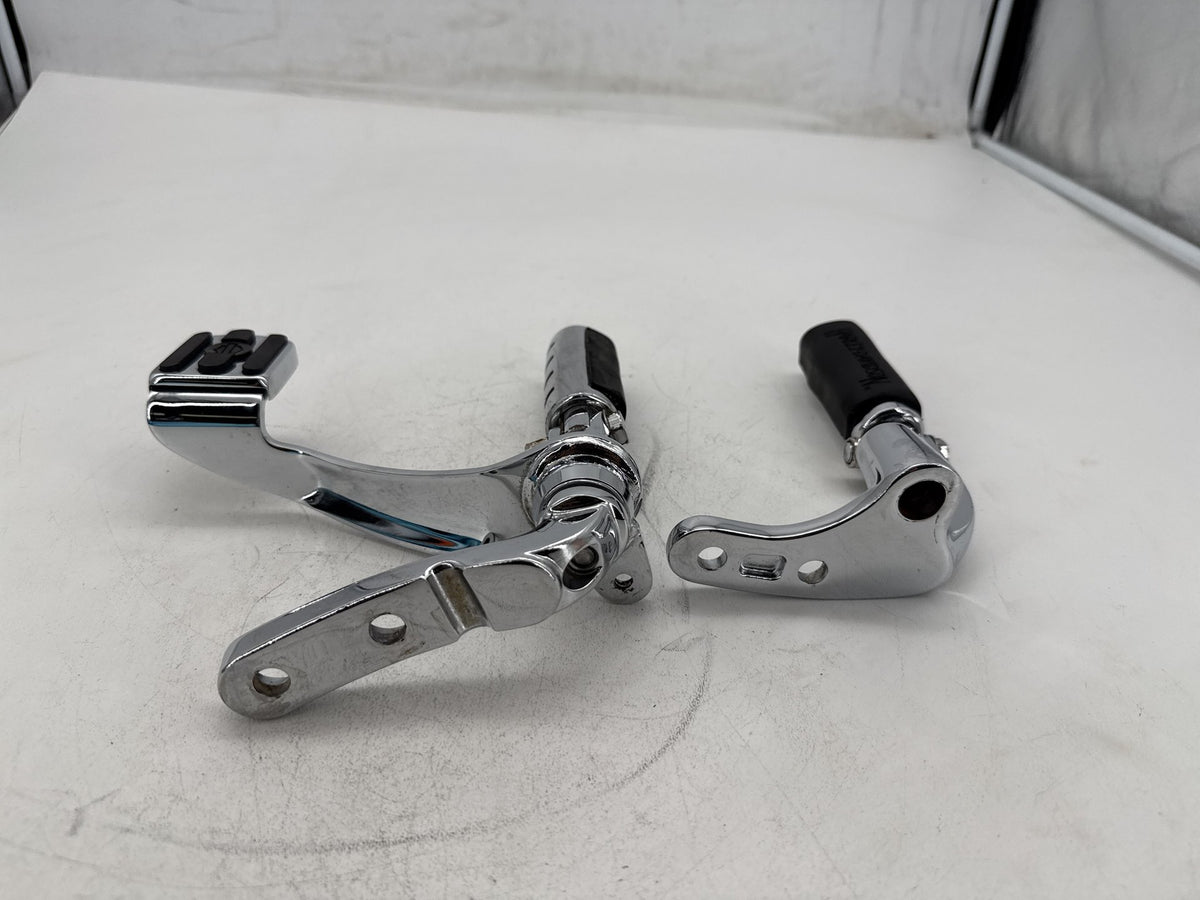 2008 Harley Dyna Fat Bob FXDF OEM Left Right Foot Brake Control Pegs