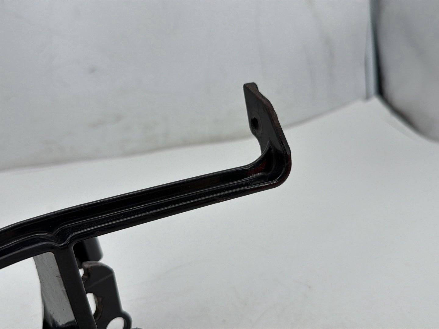 2011 Harley Heritage Softail Classic FLSTC OEM Left 1 Footboard Mount Bracket