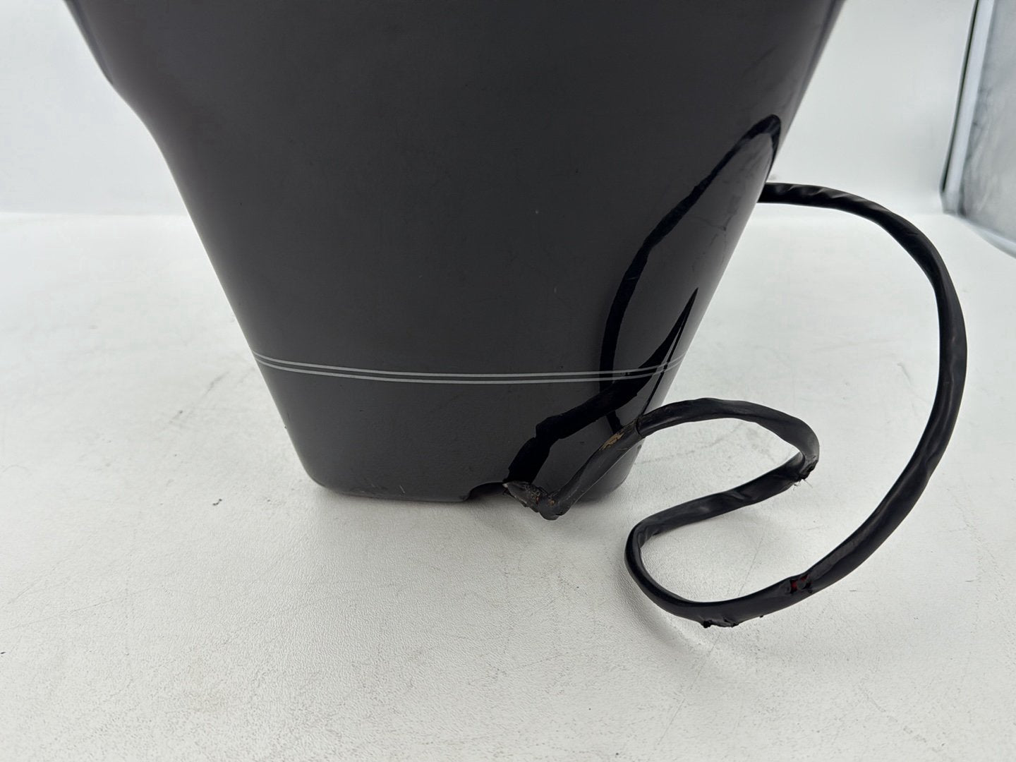 Harley-Davidson Misc  Right 1 Saddlebag Luggage NO Key 90752-93