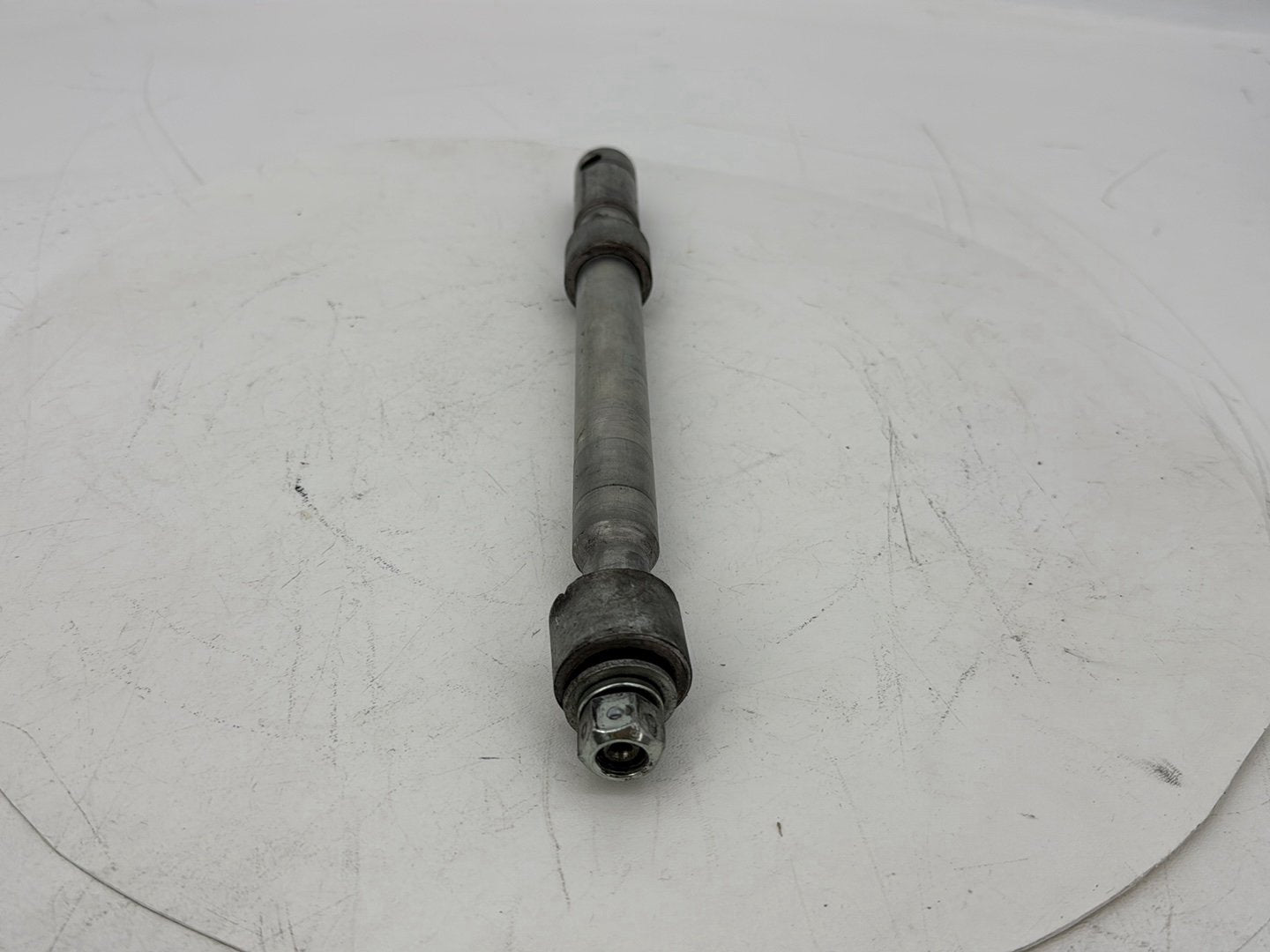 1999 - 2006 Harley-Davidson Touring CVO Screamin Eagle Road King Front Wheel Axle Bolt Shaft 43364-00