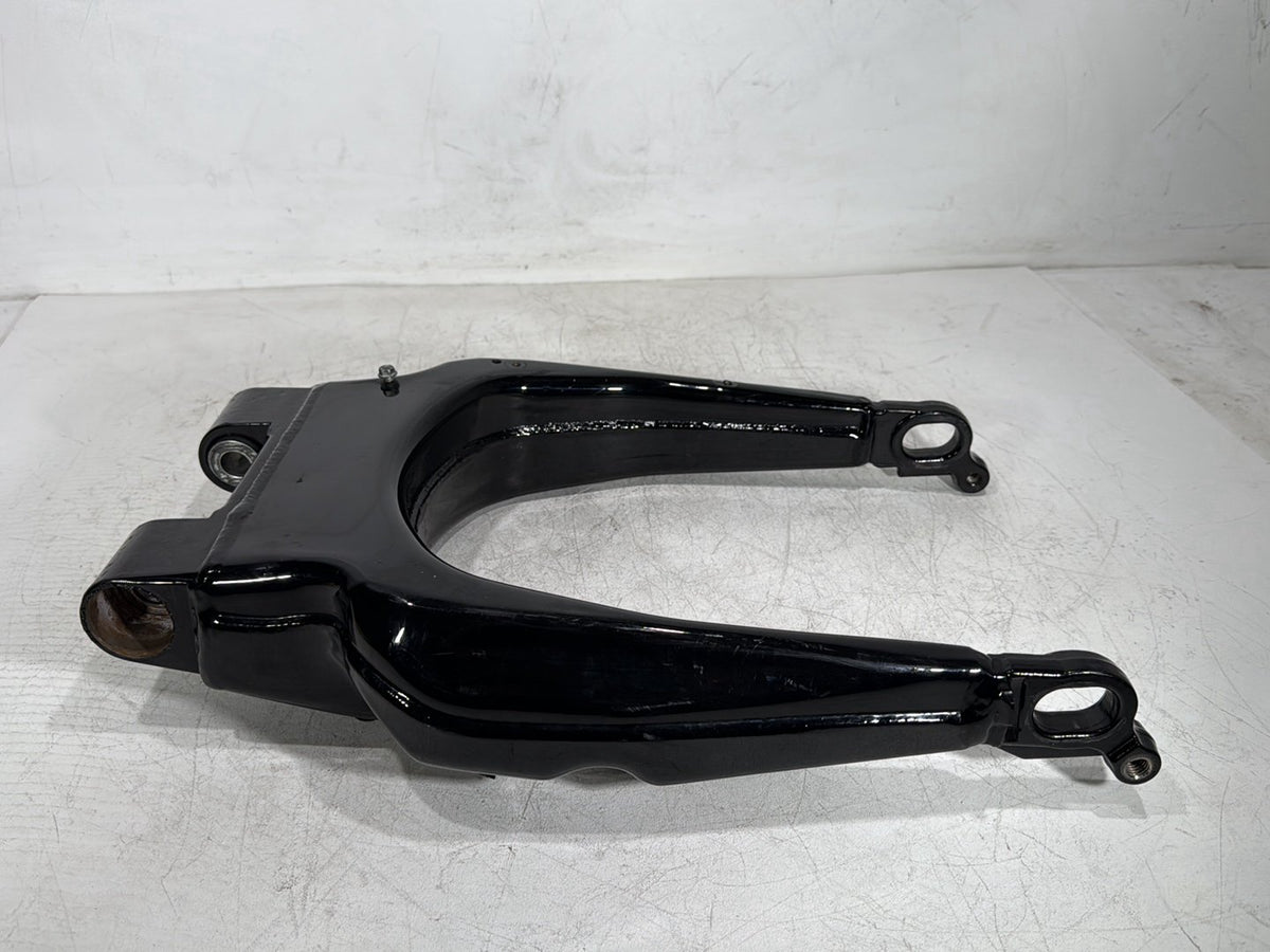 2018 Harley Road Glide Touring FLTRXS OEM Rear Fork Swingarm Swing Arm