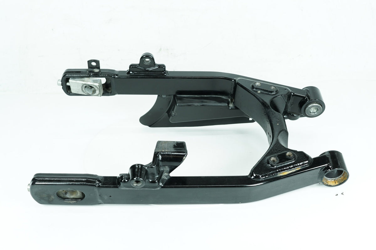 2015 Harley Dyna FXDBP Street Bob OEM Rear Fork Swingarm Swing Arm