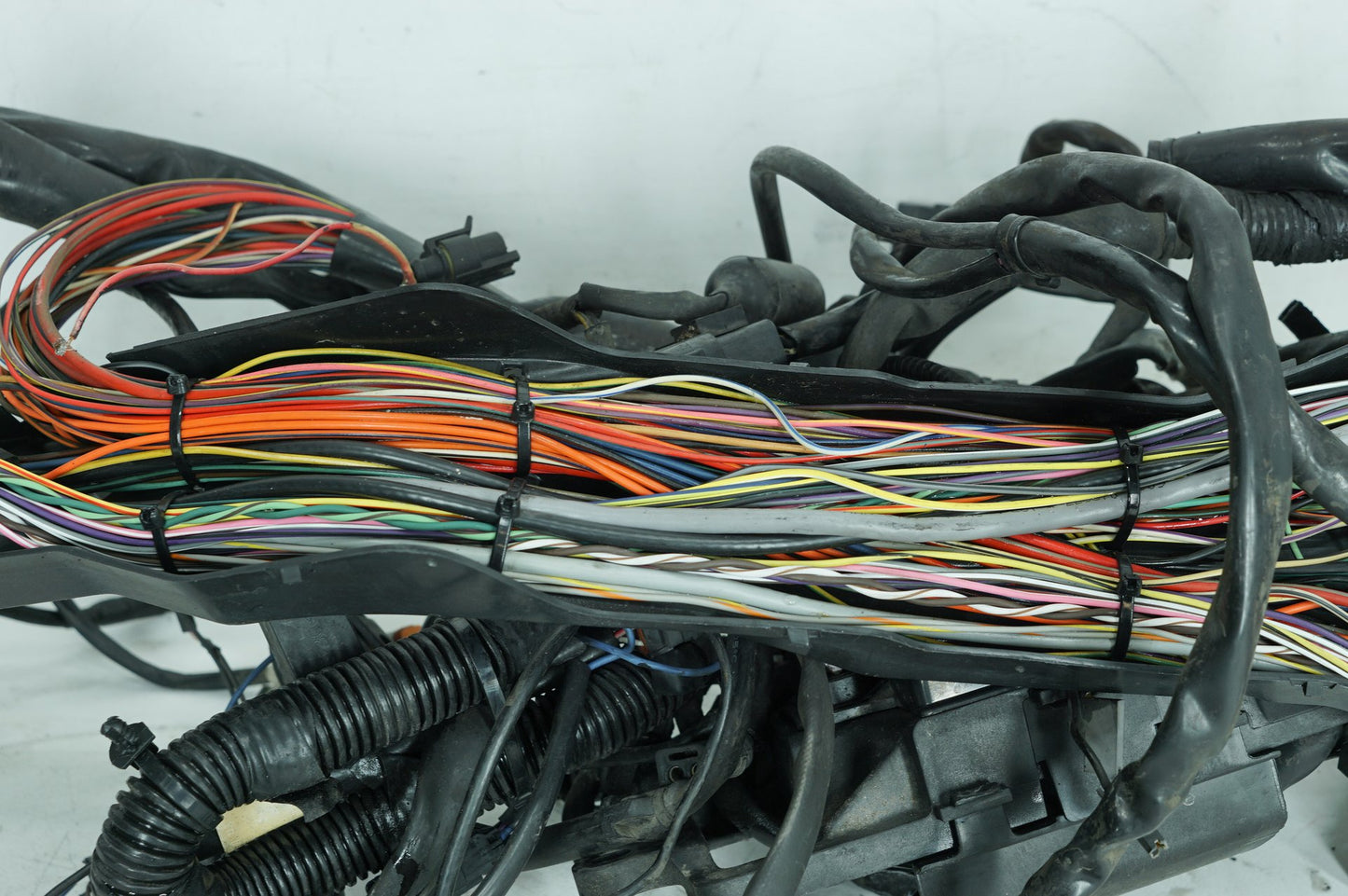 2007 - 2012 Harley-Davidson Touring Electra Glide Ultra Main Wire Wiring Harness Loom NON-abs 71000-10