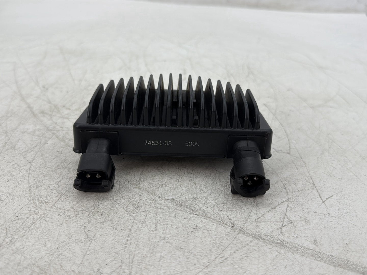 2010 Harley Dyna Fat Bob FXDF OEM Voltage Regulator Rectifier