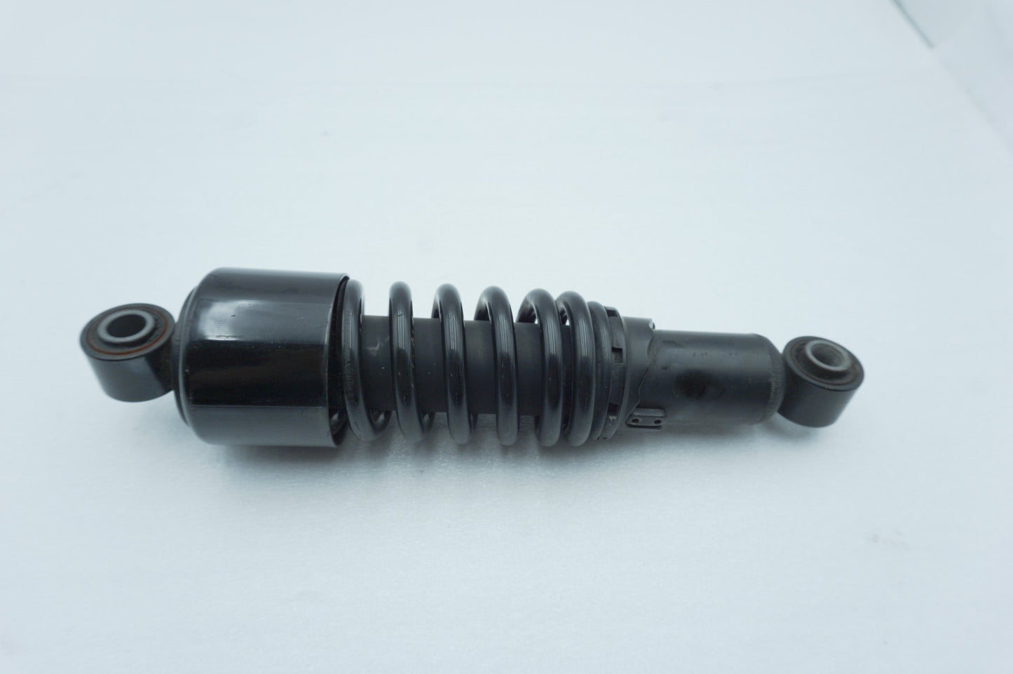 2008 - 2016 Harley-Davidson Dyna Wide Glide Rear 1 Shock Absorber 54615-01