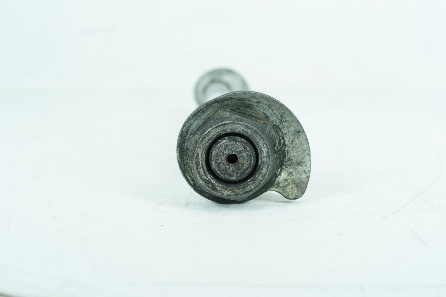 2007 - 2012 Harley-Davidson Touring Electra Glide Classic Rear Wheel Axle Bolt Shaft 41056-09