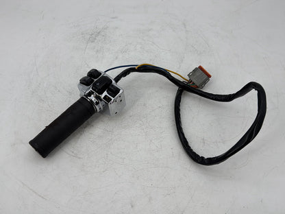 1999 - 2006 Harley-Davidson Touring Electra Glide Classic Left Turn Signal Headlight Switches Controls 71685-06A