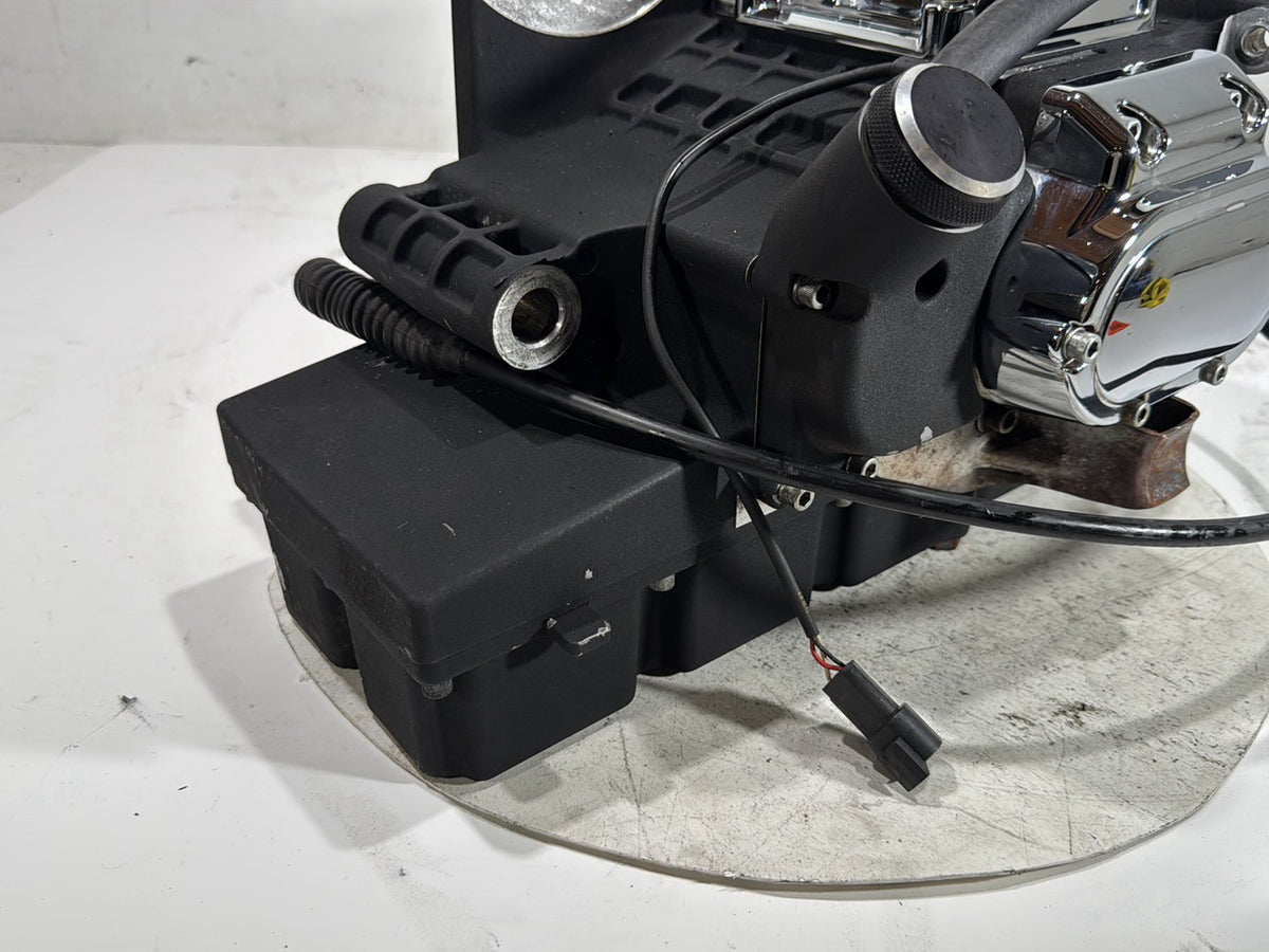 2006 Harley Street Glide Touring FLHXI OEM 5 Speed Transmission Gearbox 10K