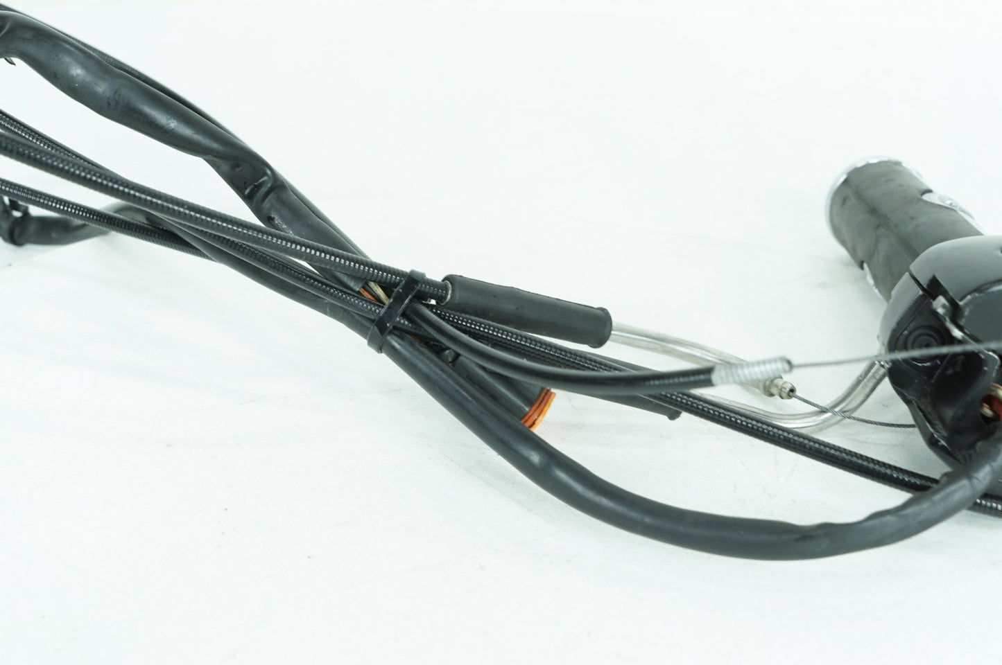 1999 - 2006 Harley-Davidson Softail Heritage Classic Right Engine Start Kill Switches Controls 71684-06A