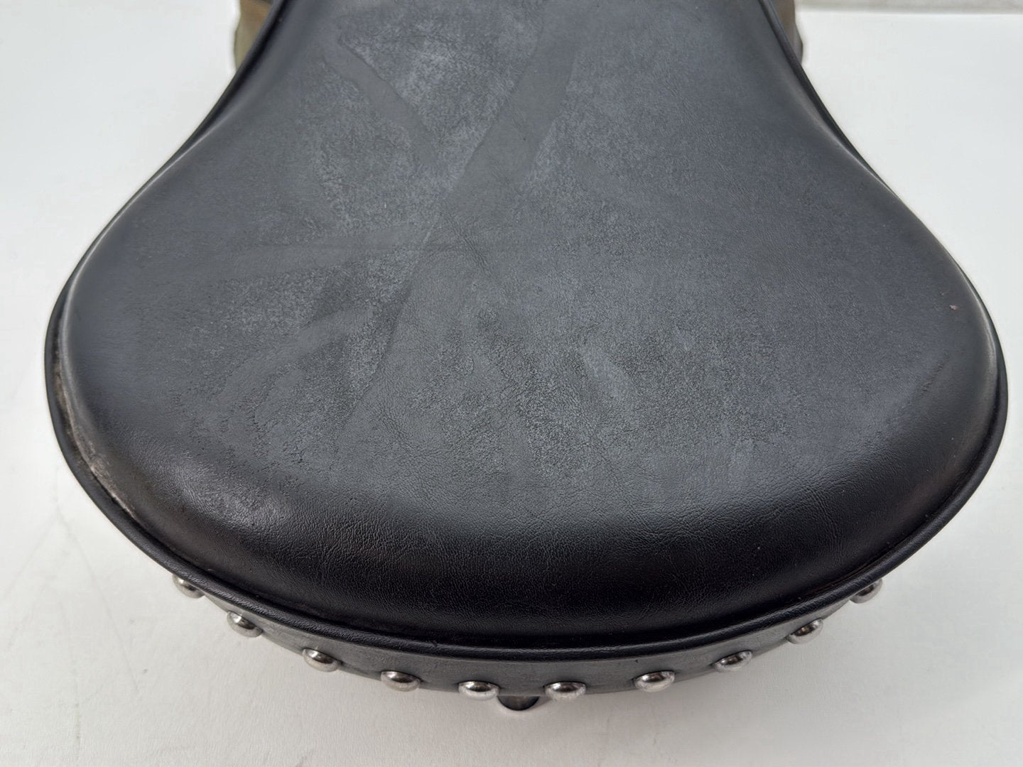 1991 Harley Heritage Softail Classic FLSTC OEM Passenger Rider Driver Seat Saddle