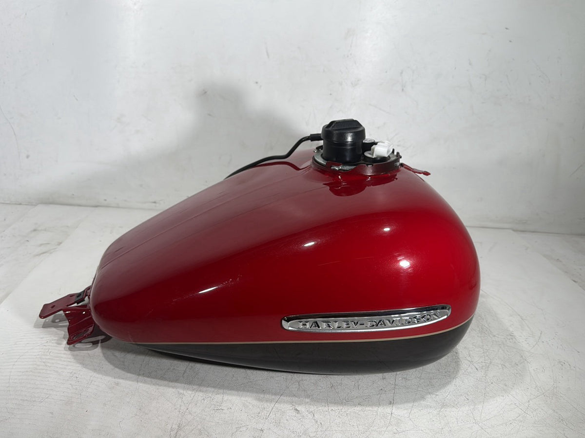 2011 Harley Electra Glide Touring Ultra OEM Fuel Gas Tank Gasoline Reservoir