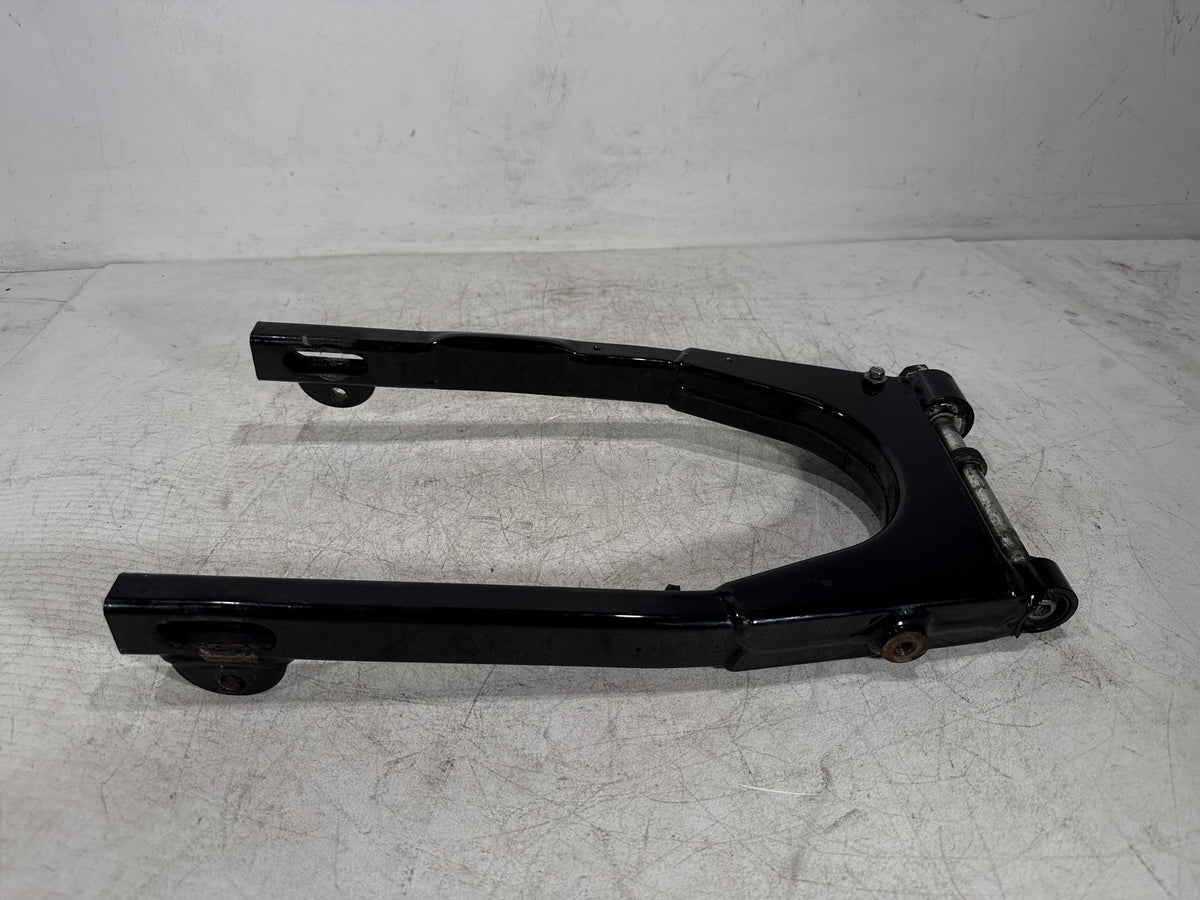 2000 Harley Sportster 1200 Custom XL1200C OEM Rear Wheel Axle Bolt Shaft