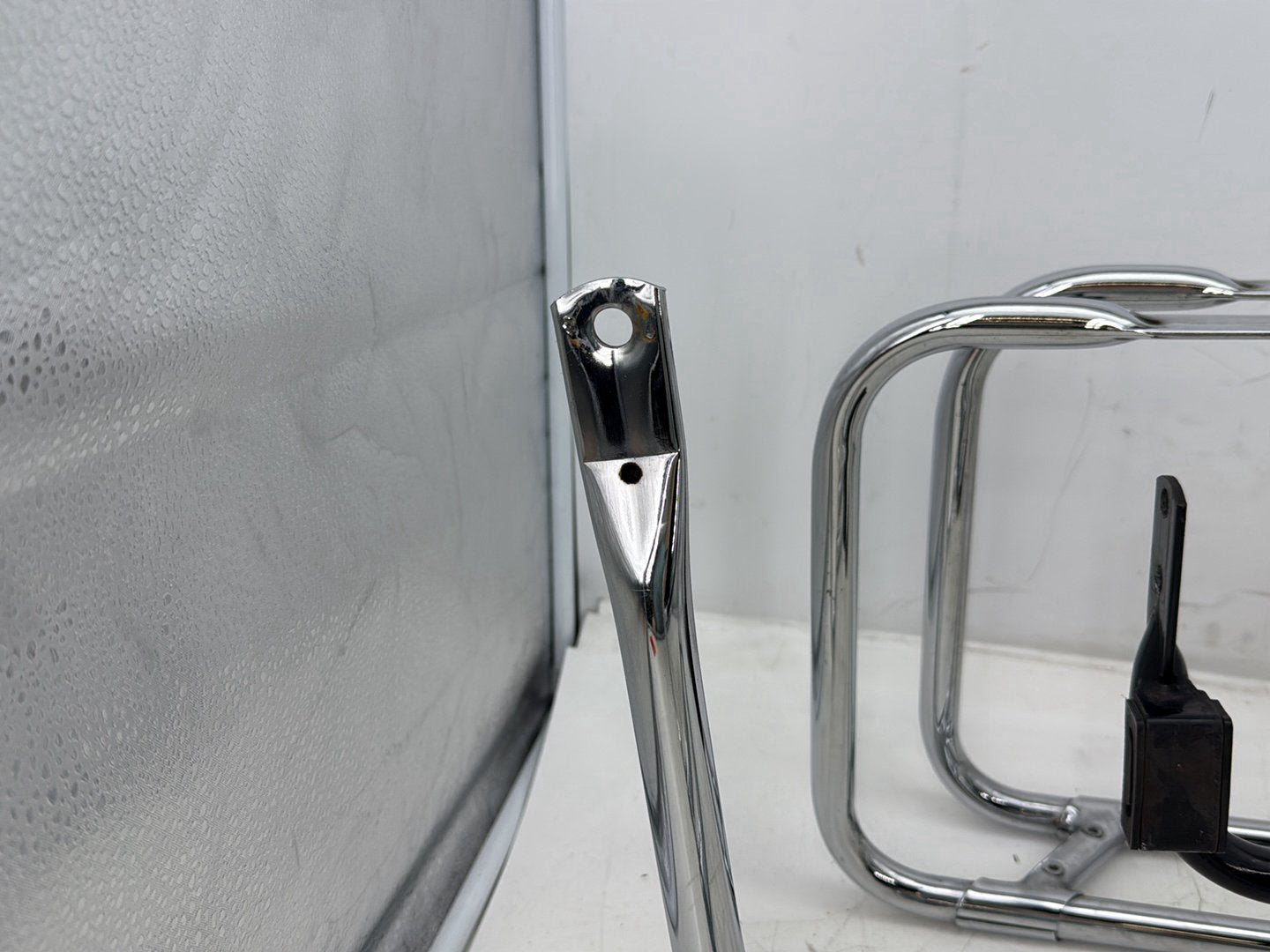 1998 Harley Touring FLHTCUI Electra Glide Ultra OEM Rear Left Right Saddlebag Guard Rails Bar