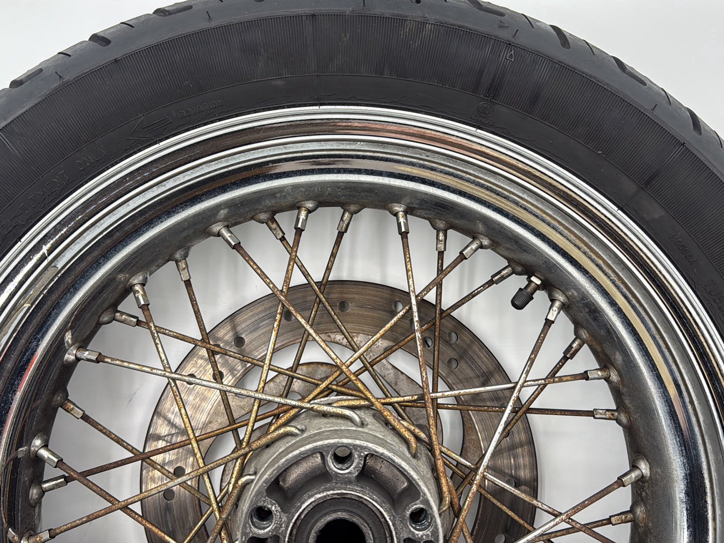 2007 - 2012 Harley-Davidson Dyna Super Glide Rear Wheel Rim Tire Spoked 40979-08
